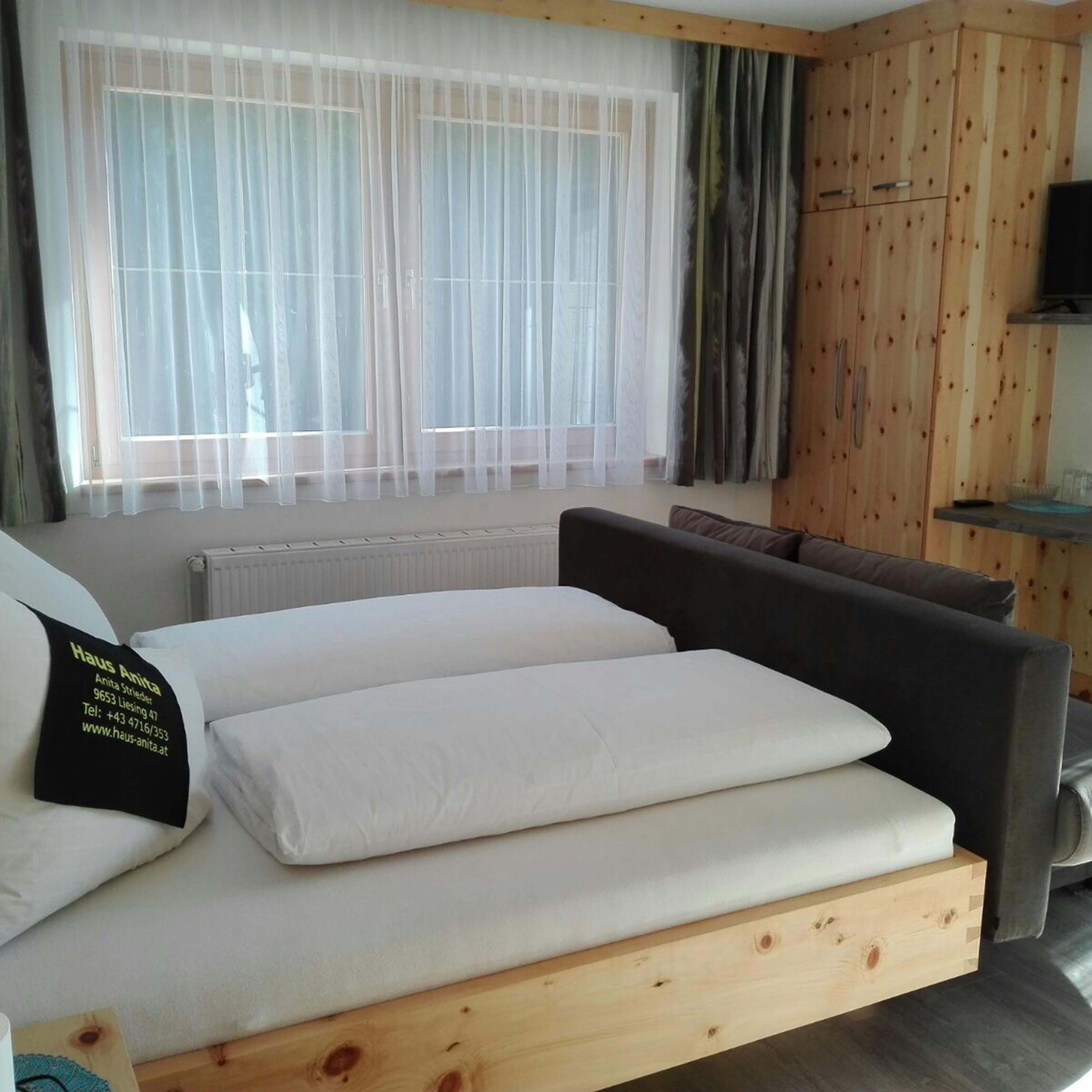 Räumlichkeiten mit Doppelbett